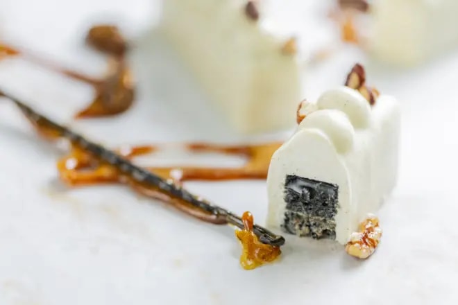 Επιλογή από γλυκές δημιουργίες pâtisserie Ladurée